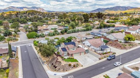 8795 Burkshire Pl, Lakeside, CA 92040 photo 38