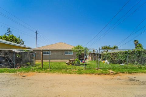 651 W 6th Ave, Escondido, CA 92025