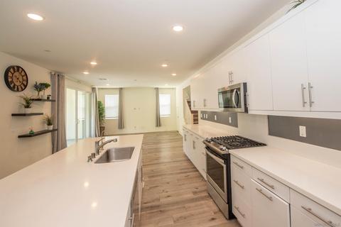 8902 Trailridge Ave, Santee, CA 92071 photo 8