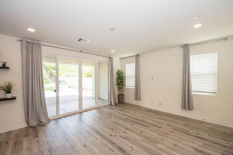 8902 Trailridge Ave, Santee, CA 92071 photo 12
