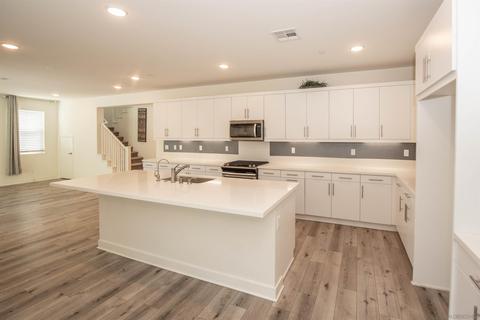 8902 Trailridge Ave, Santee, CA 92071 photo 3