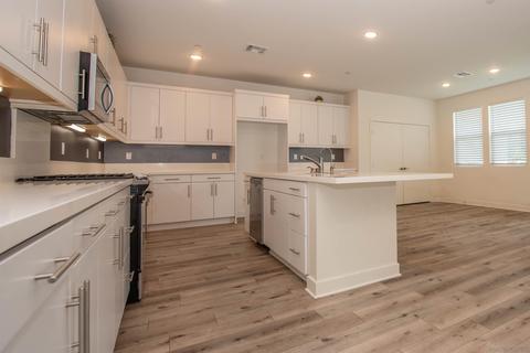 8902 Trailridge Ave, Santee, CA 92071 photo 7