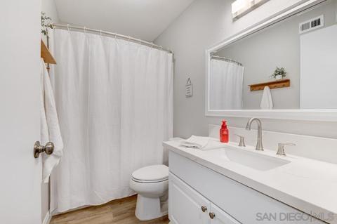 6913 Carnation Dr, Carlsbad, CA 92011 photo 18