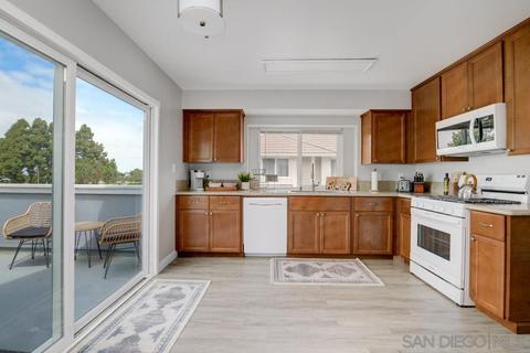6913 Carnation Dr, Carlsbad, CA 92011 photo 10