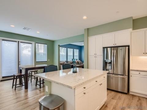 8710 Barbados Ln, Santee, CA 92071 photo 2