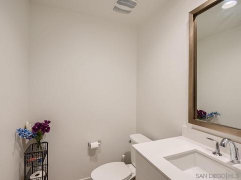 8710 Barbados Ln, Santee, CA 92071 photo 10