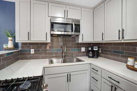 2012 Terracina Cir, Spring Valley, CA 91977 photo 10