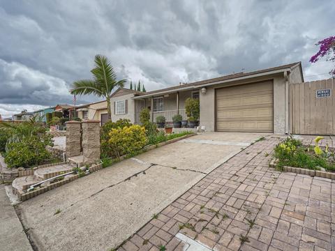 5536 Chollas Station Rd, San Diego, CA 92105