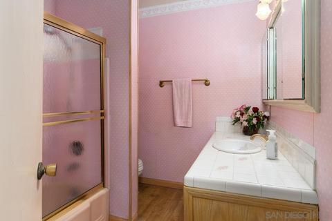 4304 Canterbury Dr, La Mesa, CA 91941 photo 17