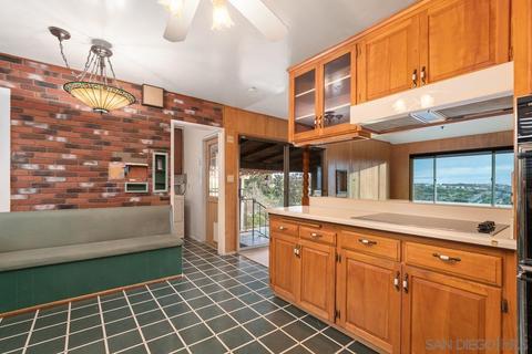 4304 Canterbury Dr, La Mesa, CA 91941 photo 13