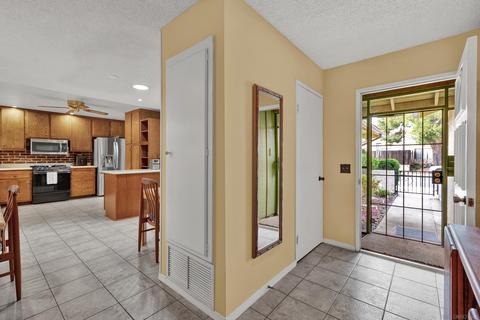 14441 Mirando St, Poway, CA 92064 photo 9
