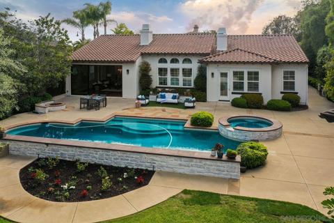 7358 Corte Tomillo, Carlsbad, CA 92009 photo 4