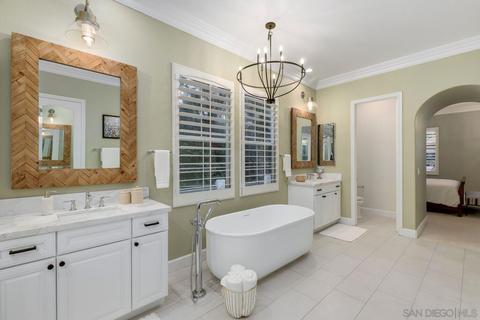 7358 Corte Tomillo, Carlsbad, CA 92009 photo 21