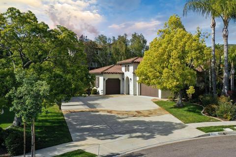 7358 Corte Tomillo, Carlsbad, CA 92009 photo 2