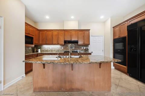 6763 Caurina Ct, Carlsbad, CA 92011 photo 14