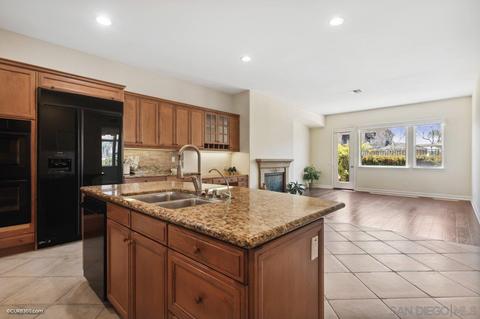 6763 Caurina Ct, Carlsbad, CA 92011 photo 18