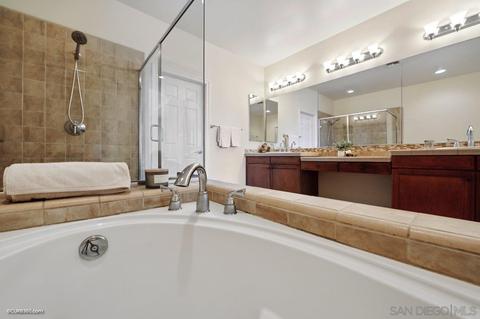 6763 Caurina Ct, Carlsbad, CA 92011 photo 27