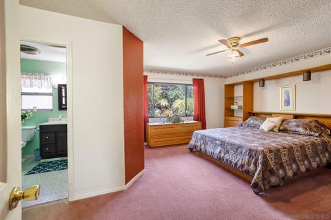 1012 Bel Air Dr E, Vista, CA 92084 photo 15