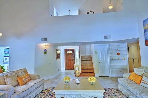 2826 Forest View Way, Carlsbad, CA 92008 photo 8