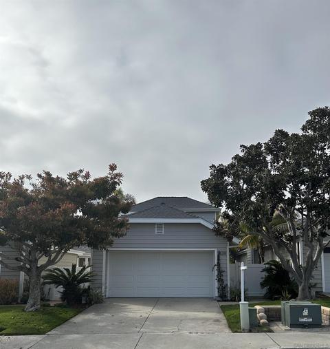 828 Bluewater Rd, Carlsbad, CA 92011