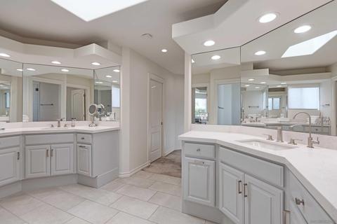 5459 Moonlight Ln, La Jolla, CA 92037 photo 29