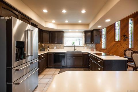 9457 Rockcrest Ln, Lakeside, CA 92040