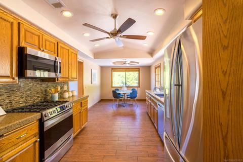 11607 Johnson Lake Rd, Lakeside, CA 92040 photo 9