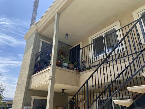 12719 Robison Blvd #4, Poway, CA 92064