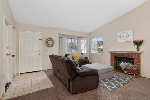 5221 Alamosa Park Dr, Oceanside, CA 92057 photo 6