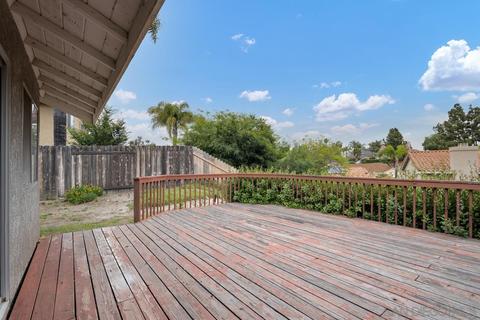 5221 Alamosa Park Dr, Oceanside, CA 92057 photo 21