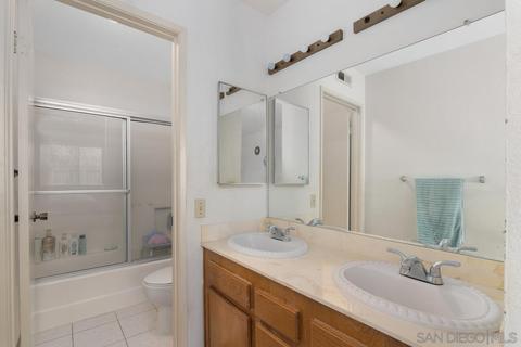 5221 Alamosa Park Dr, Oceanside, CA 92057 photo 15