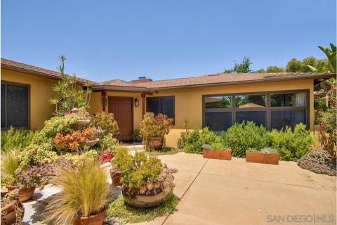 4534 Calavo Dr, La Mesa, CA 91941 photo 4