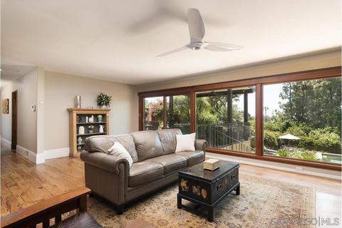 4534 Calavo Dr, La Mesa, CA 91941 photo 6