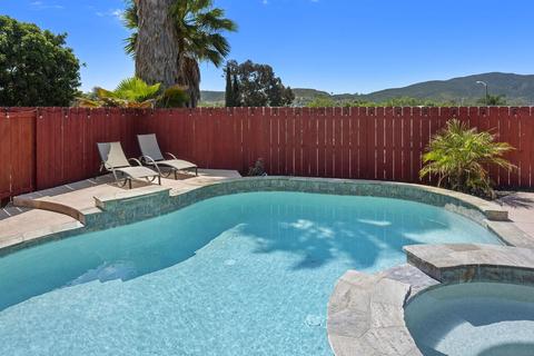 8443 Lomker Way, Santee, CA 92071 photo 5