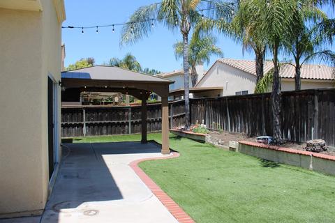 43164 Barsanti Dr, Temecula, CA 92592 photo 2