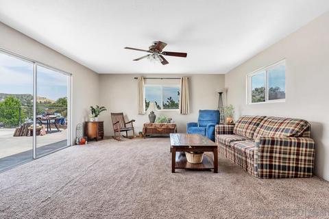 9841 Medina Dr, Santee, CA 92071 photo 2