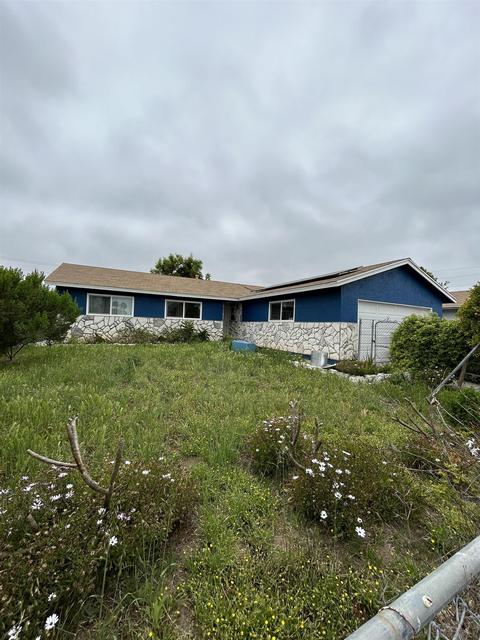 721 Arthur Ave, Oceanside, CA 92057 photo 2