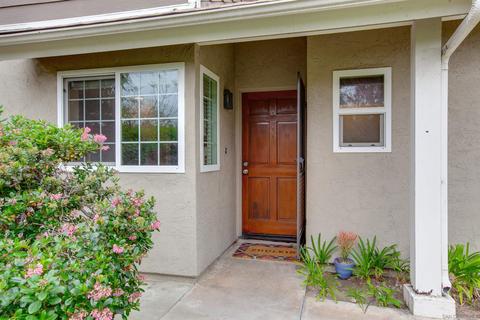 2952 Cape Cod Cir, Carlsbad, CA 92010 photo 2