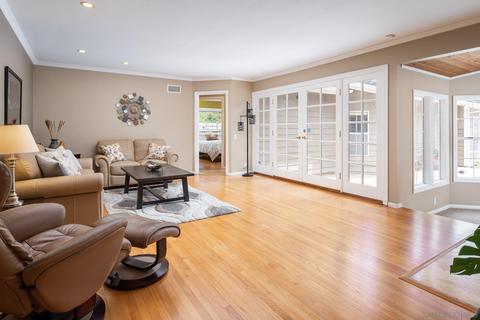 9670 Candy Ln, La Mesa, CA 91941 photo 3