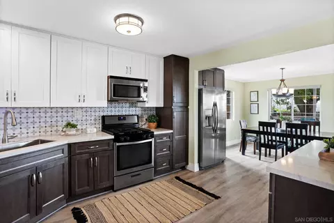 512 Felicita Ave, Spring Valley, CA 91977 photo 8