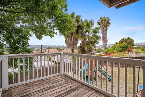 512 Felicita Ave, Spring Valley, CA 91977 photo 18