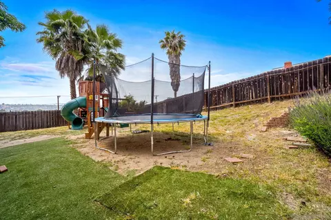 512 Felicita Ave, Spring Valley, CA 91977 photo 28