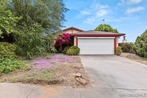 1131 N Rose St, Escondido, CA 92027