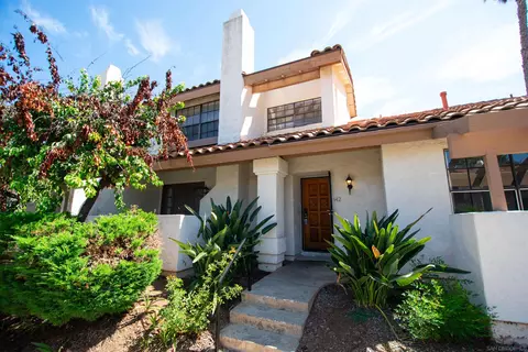1651 S Juniper St #142, Escondido, CA 92025