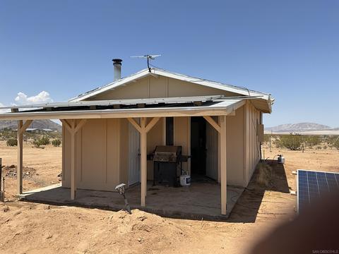 660 N Giant Rock Rd #13, Landers, CA 92285