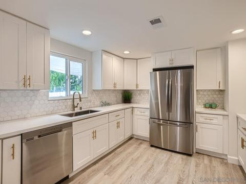 2902 Thunder Dr, Oceanside, CA 92056 photo 11