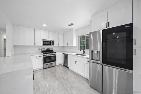 9857 Colt Ln, Lakeside, CA 92040 photo 11
