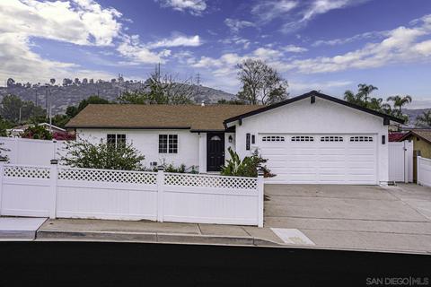 9857 Colt Ln, Lakeside, CA 92040