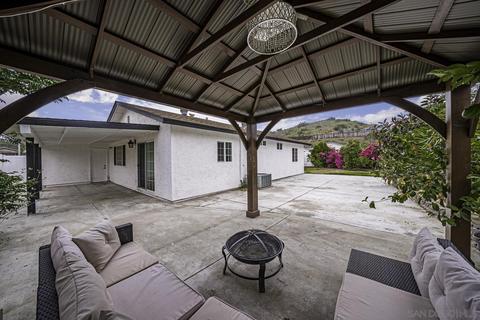 9857 Colt Ln, Lakeside, CA 92040 photo 5