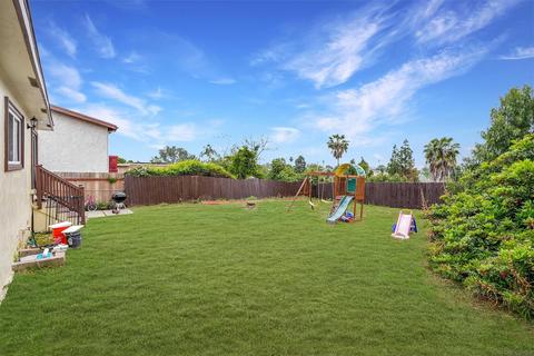 926 Galopago St, Spring Valley, CA 91977 photo 13